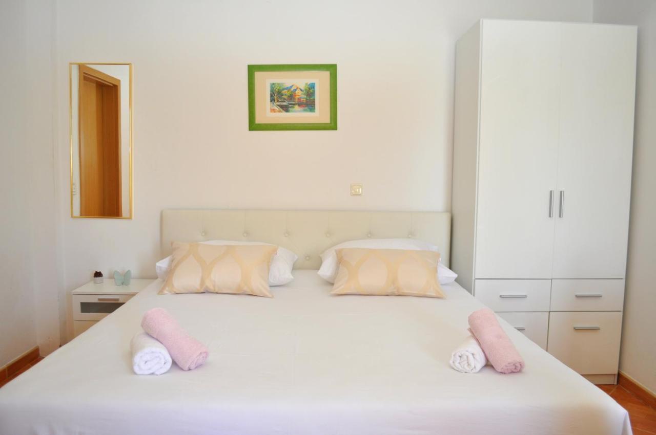 Apartments Ivica Makarska Exterior foto